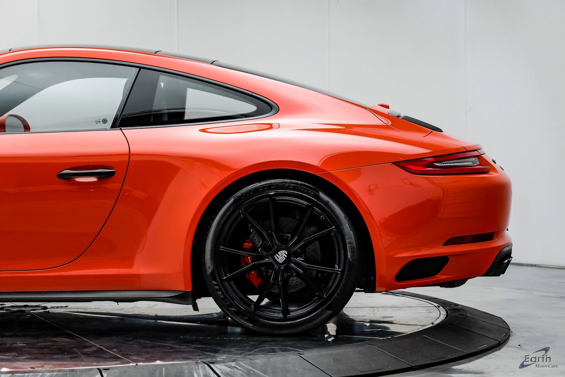 Used 2018 Porsche 911 Carrera 4S image 7