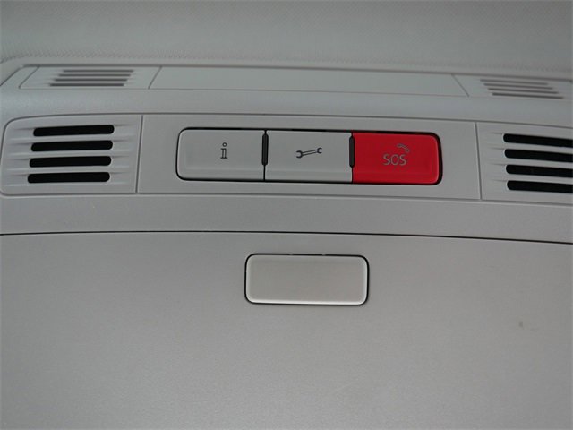 Used 2017 Volkswagen Golf Alltrack S image 35