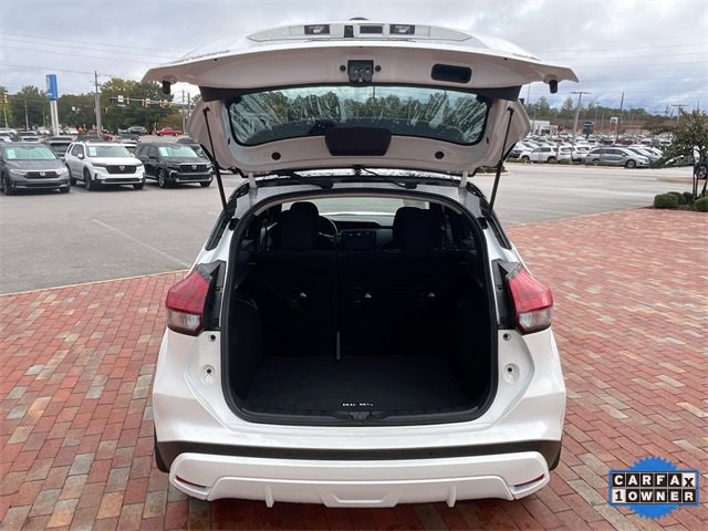 Used 2024 Nissan Kicks SR image 28