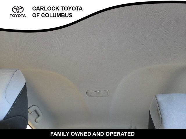 Used 2020 Toyota Prius LE AWD/4WD image 13