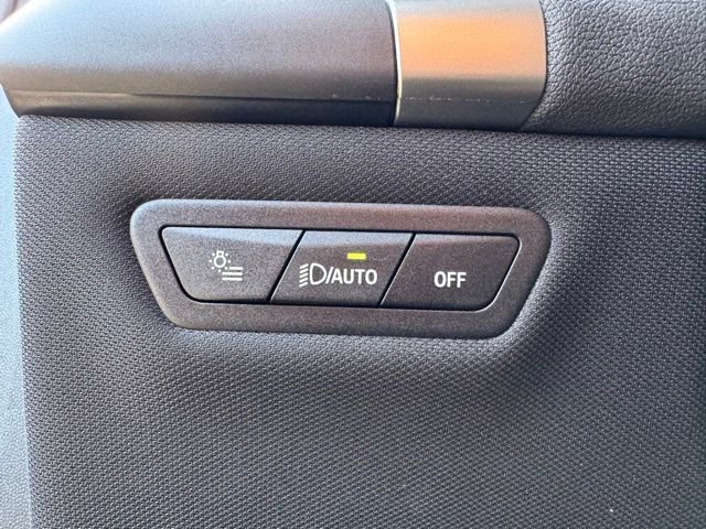 Certified 2025 BMW iX M60 image 10