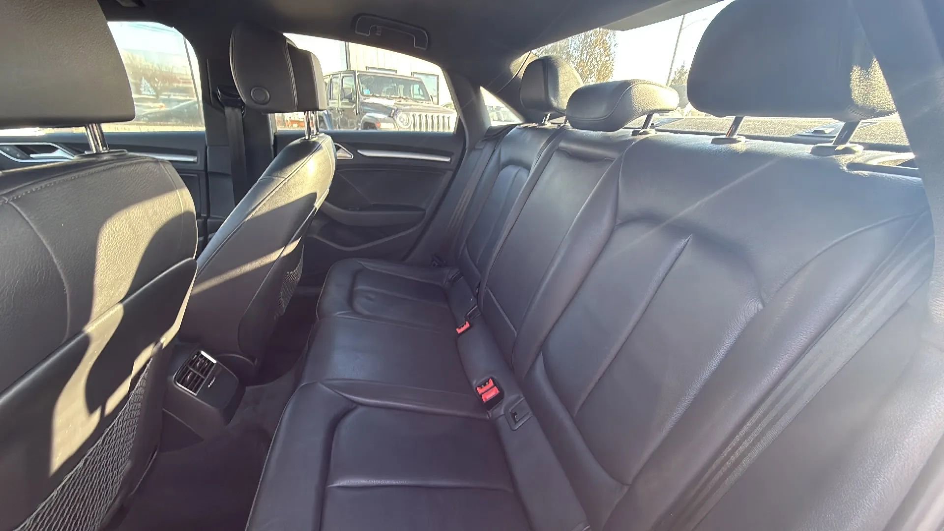 Used 2016 Audi A3 2.0T Premium image 21