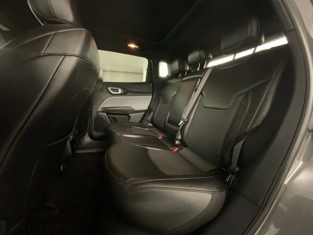 Used 2024 Jeep Compass Latitude w/ Sun and Sound Group image 12