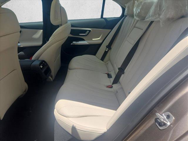 New 2026 Mercedes-Benz E 450 4MATIC Sedan image 13