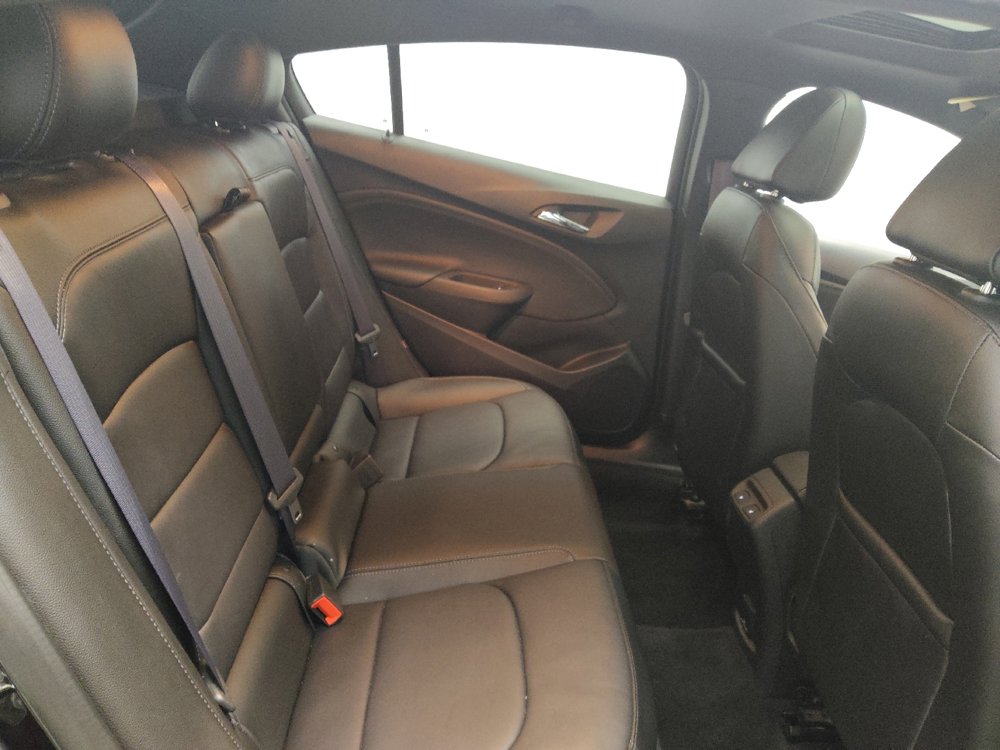 Used 2017 Chevrolet Cruze Premier image 19