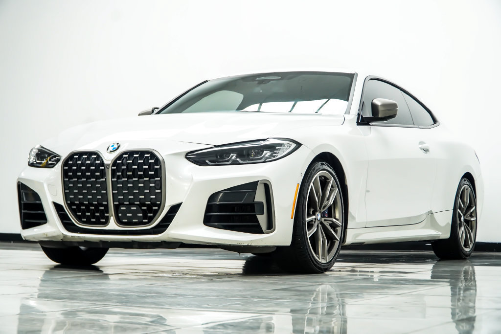 Used 2023 BMW M440i Coupe w/ Premium Package RWD image 11