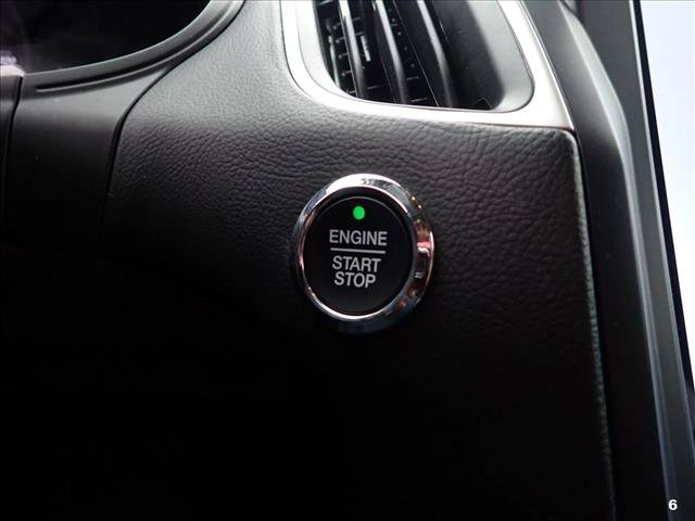 Used 2024 Ford Edge SEL AWD/4WD image 13