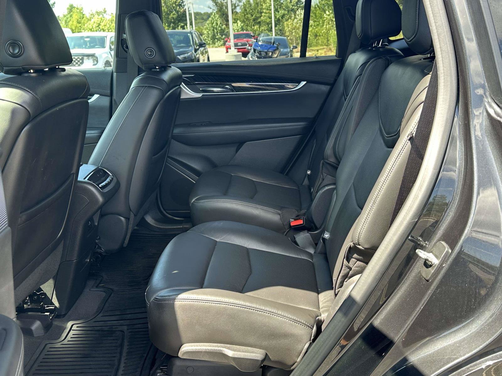 Used 2020 Cadillac XT6 Premium Luxury FWD image 10