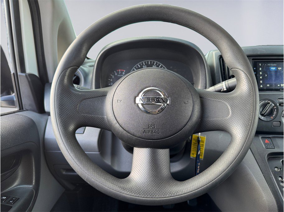 Used 2017 Nissan NV200 S image 11