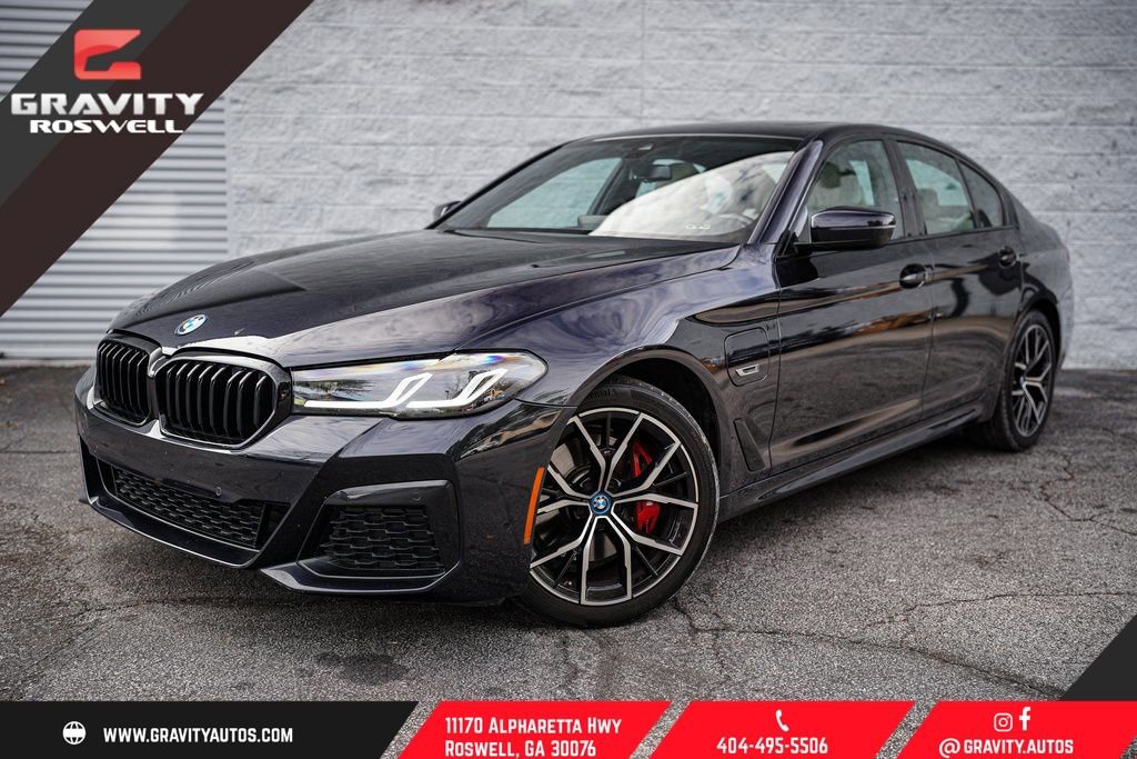 Used 2023 BMW 530e w/ M Sport Package image 1