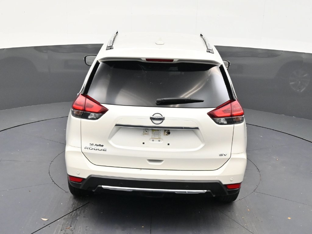 Used 2020 Nissan Rogue SV FWD image 13