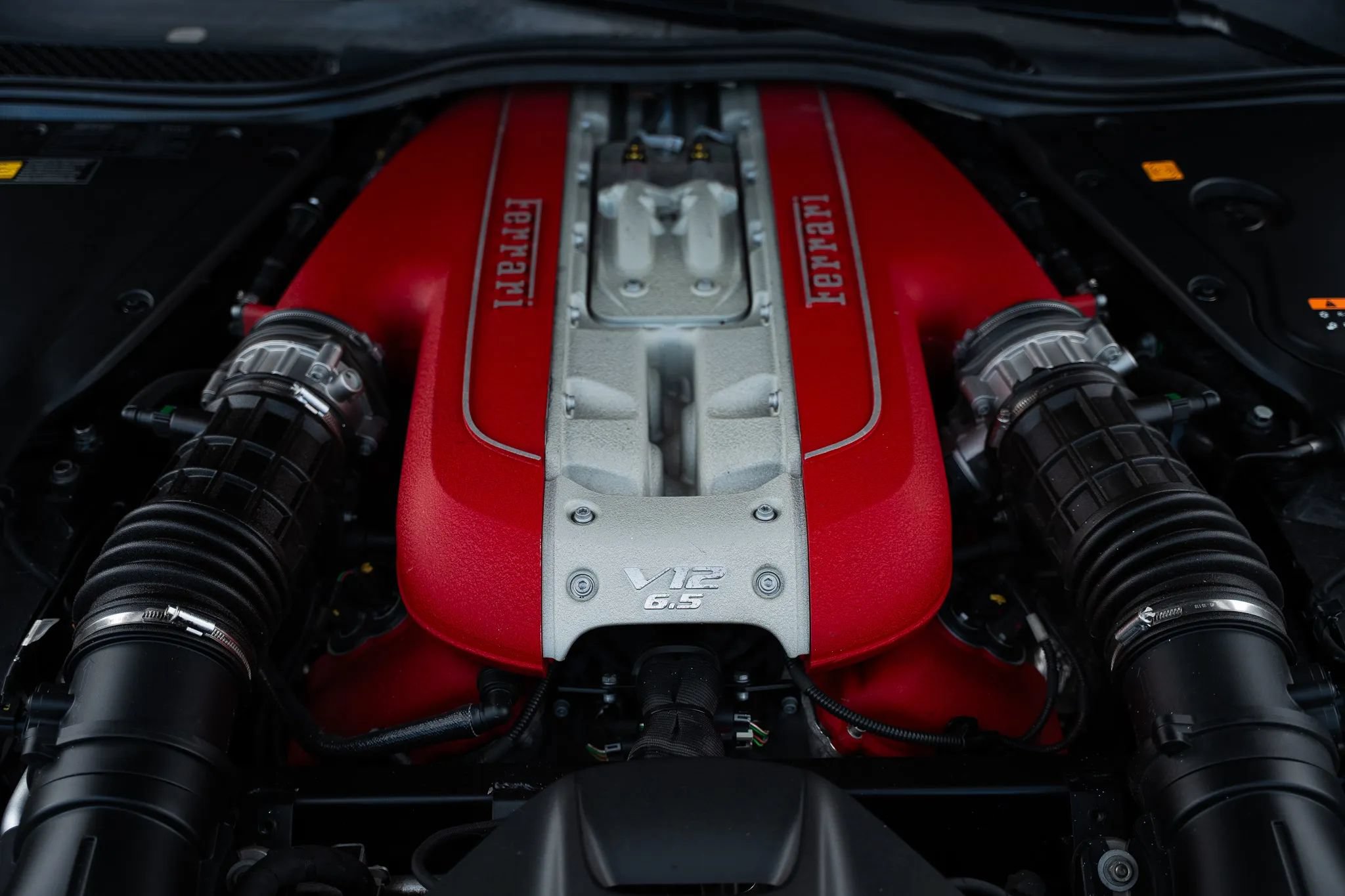 Used 2019 Ferrari 812 Superfast RWD image 45