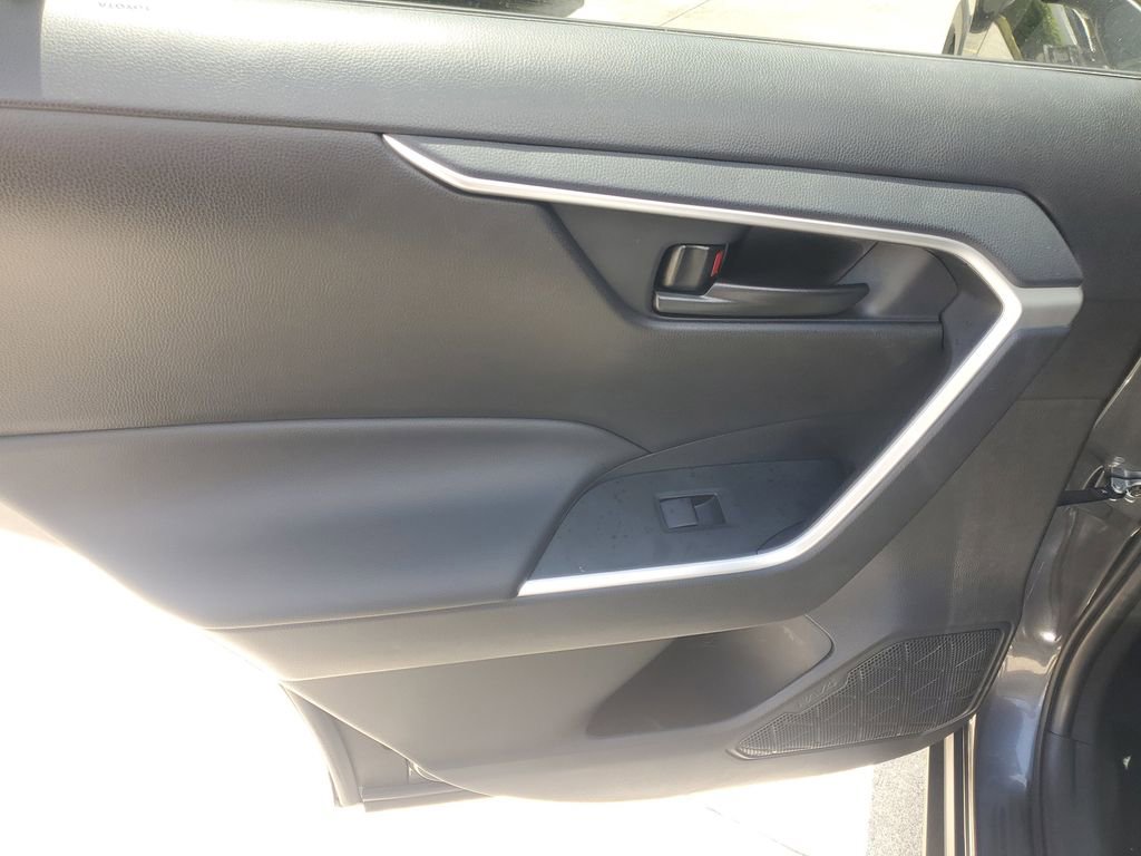 Used 2024 Toyota RAV4 LE image 13
