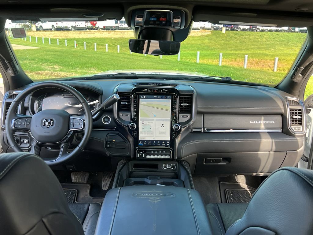 Used 2024 RAM 2500 Limited image 23