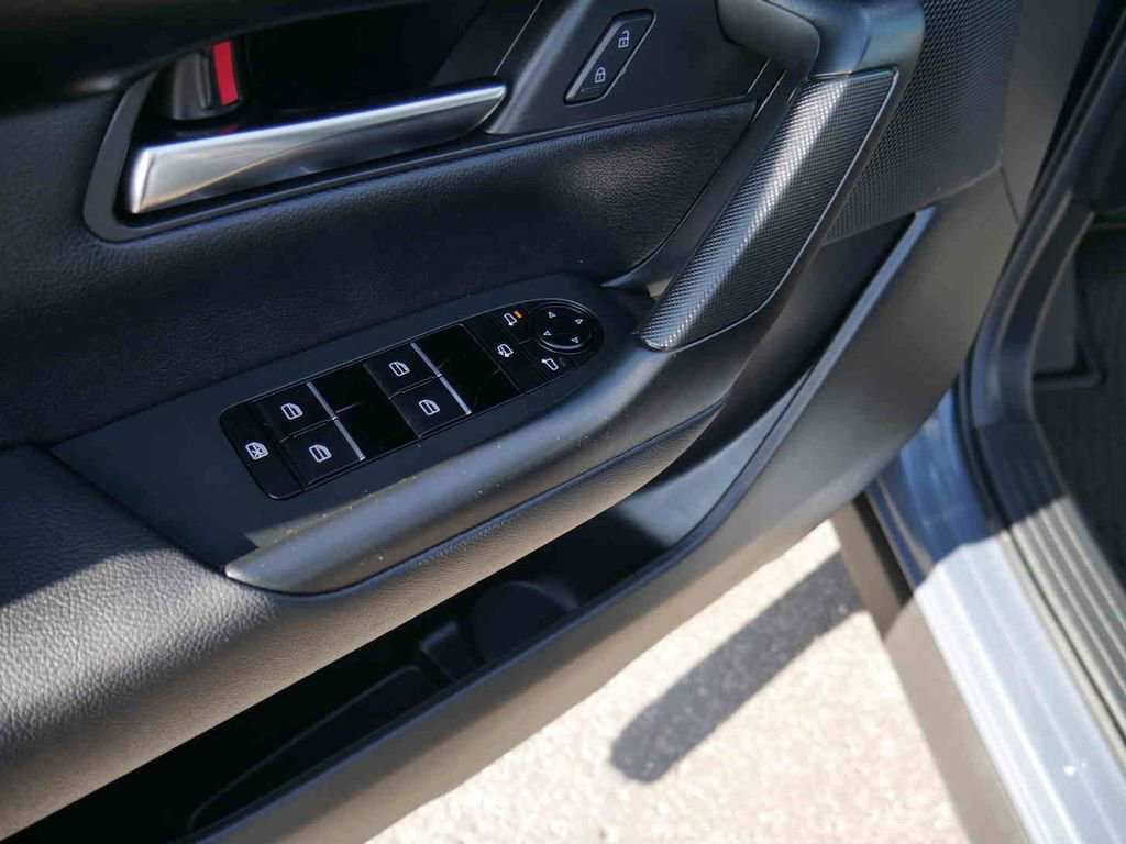 Used 2024 MAZDA CX-50 AWD 2.5 S w/ Cargo Package image 27