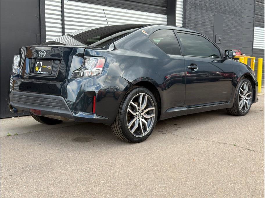Used 2015 Scion tC FWD image 3