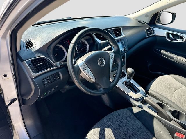 Used 2015 Nissan Sentra SV image 9