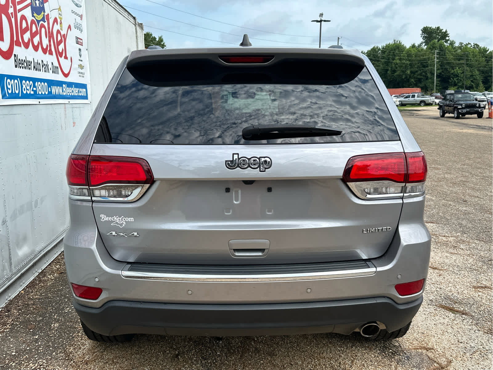 Used 2021 Jeep Grand Cherokee Limited image 4