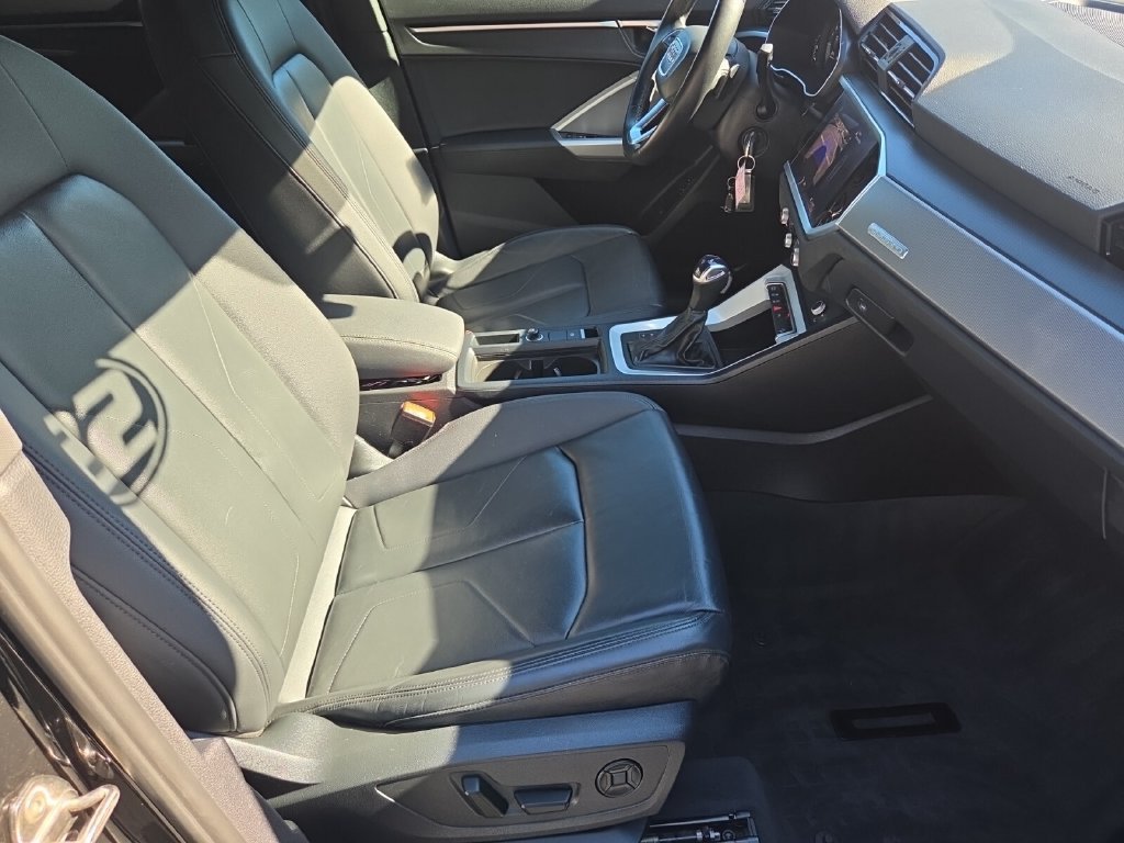 Used 2022 Audi Q3 2.0T Premium AWD/4WD image 18