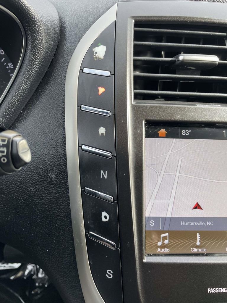 Used 2019 Lincoln MKC Select w/ Select Plus Package image 41