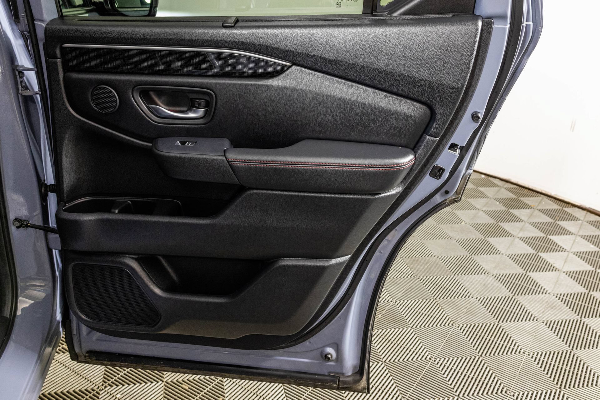 Used 2025 Honda Pilot Black Edition image 49