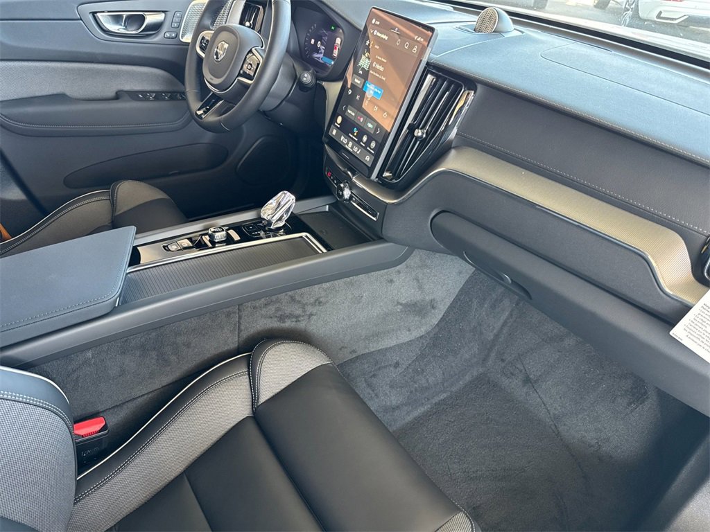 New 2026 Volvo XC60 T8 Polestar w/ Protection Package Premier image 15
