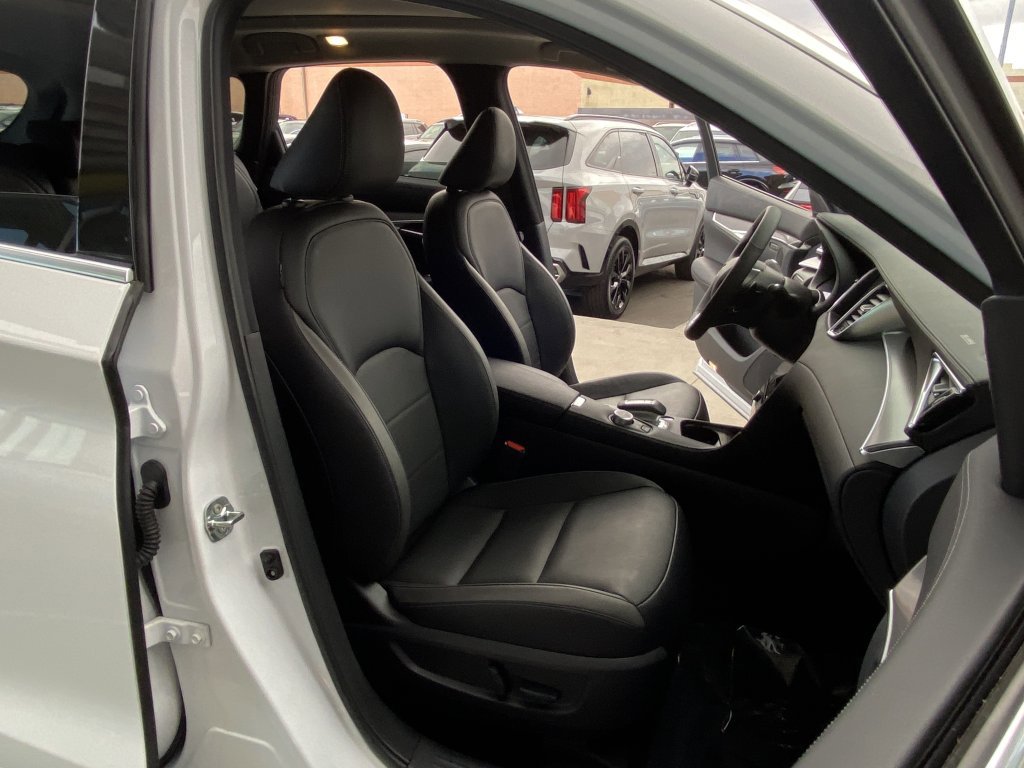 Used 2024 INFINITI QX50 Luxe image 21