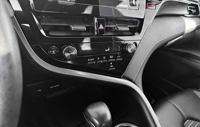 Used 2024 Toyota Camry SE image 18