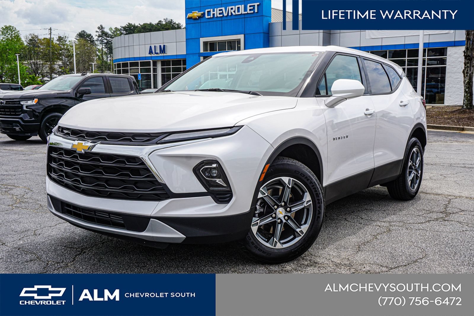 New 2025 Chevrolet Blazer LT FWD image 3
