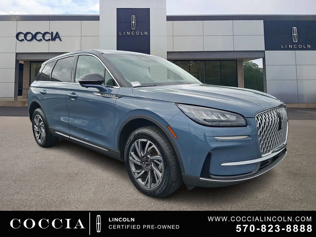 Used 2023 Lincoln Corsair AWD w/ Equipment Group 101A image 3