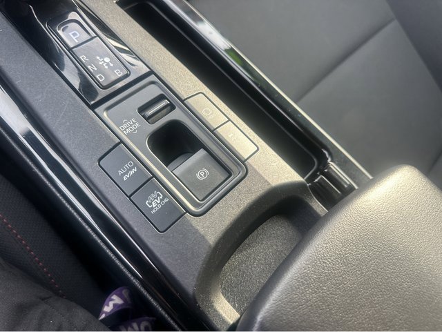 Used 2023 Toyota Prius Prime SE image 28