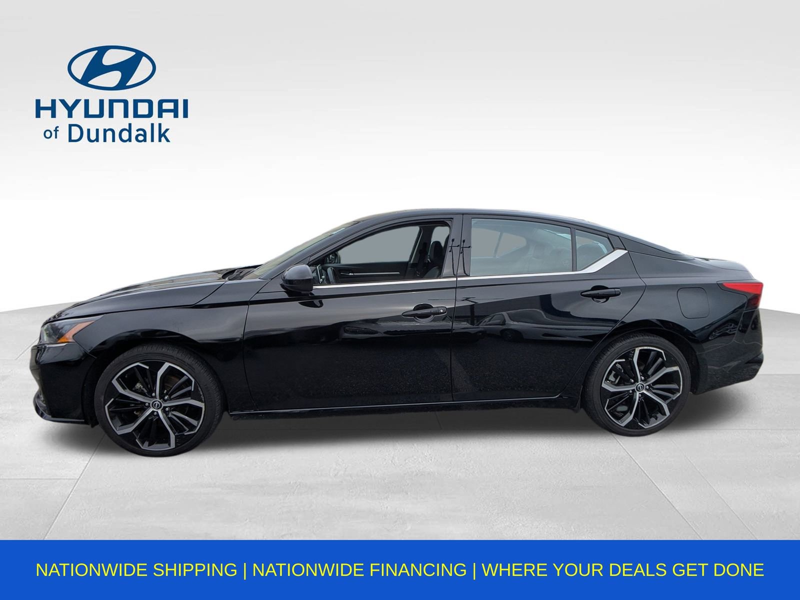 Used 2024 Nissan Altima 2.5 SR image 12