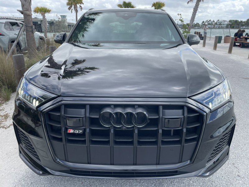 Used 2020 Audi SQ7 Prestige w/ Prestige Package AWD/4WD image 4