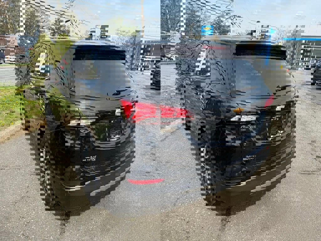 Used 2024 Chevrolet Equinox LT image 13