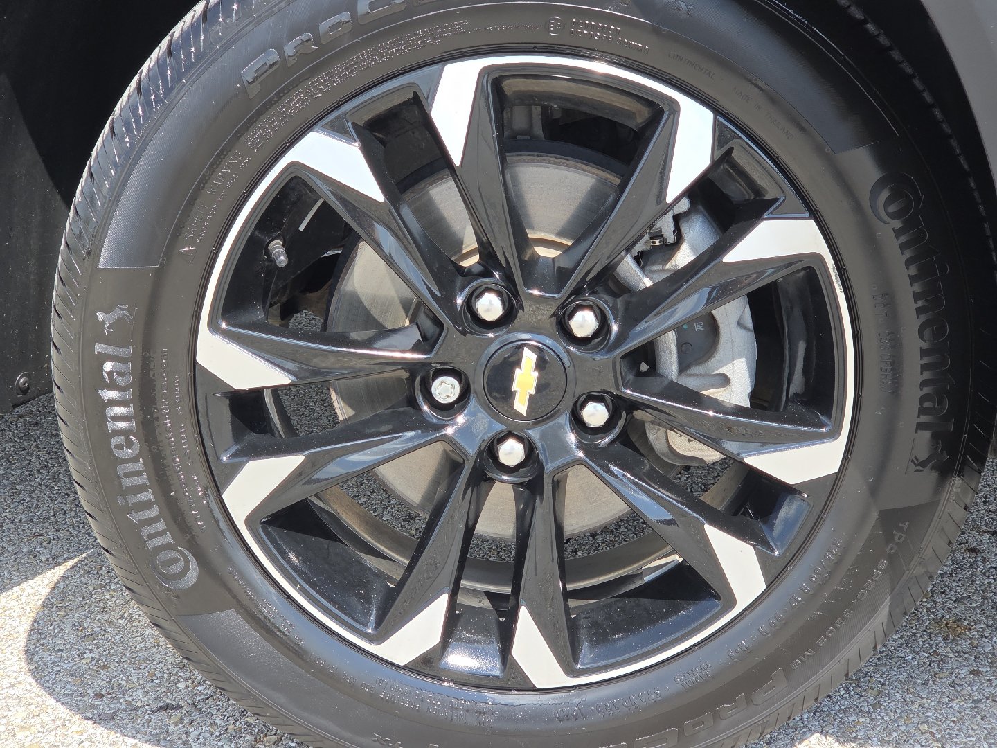 Used 2021 Chevrolet TrailBlazer LT w/ Sun and Liftgate Package FWD image 9