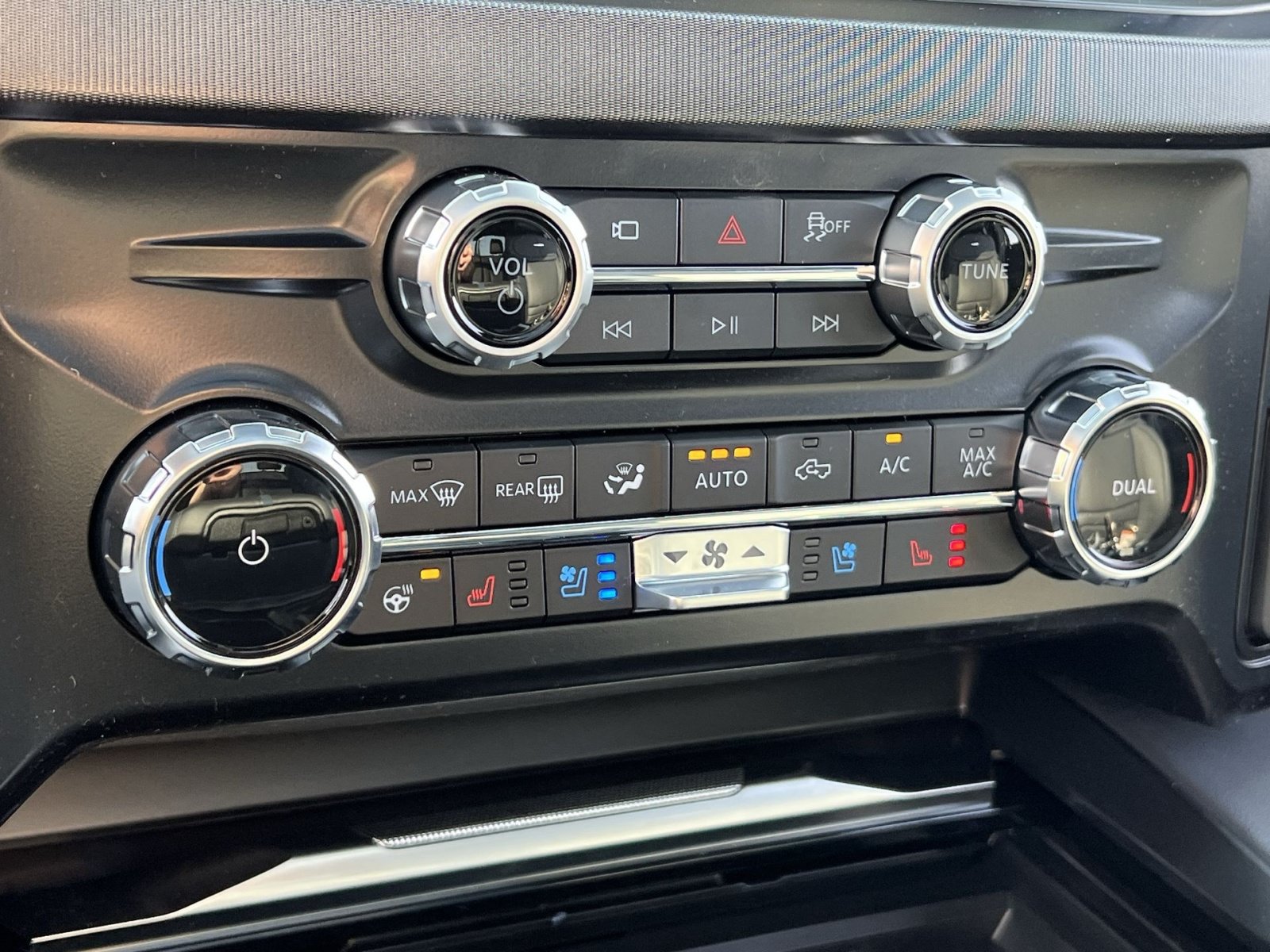 New 2026 Ford F250 Platinum AWD/4WD image 29