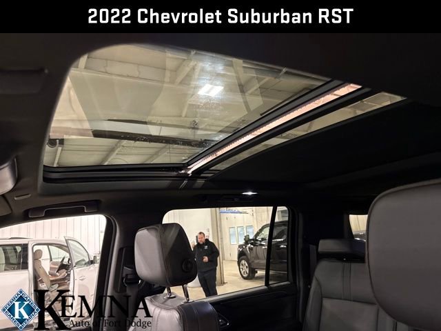 Used 2022 Chevrolet Suburban RST w/ Luxury Package image 24