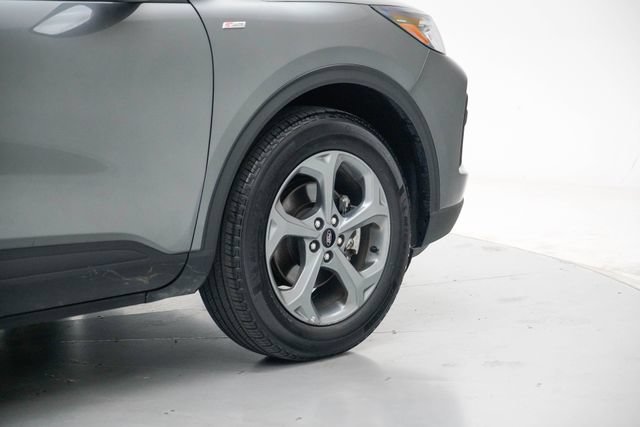 Used 2025 Ford Escape ST-Line FWD image 8