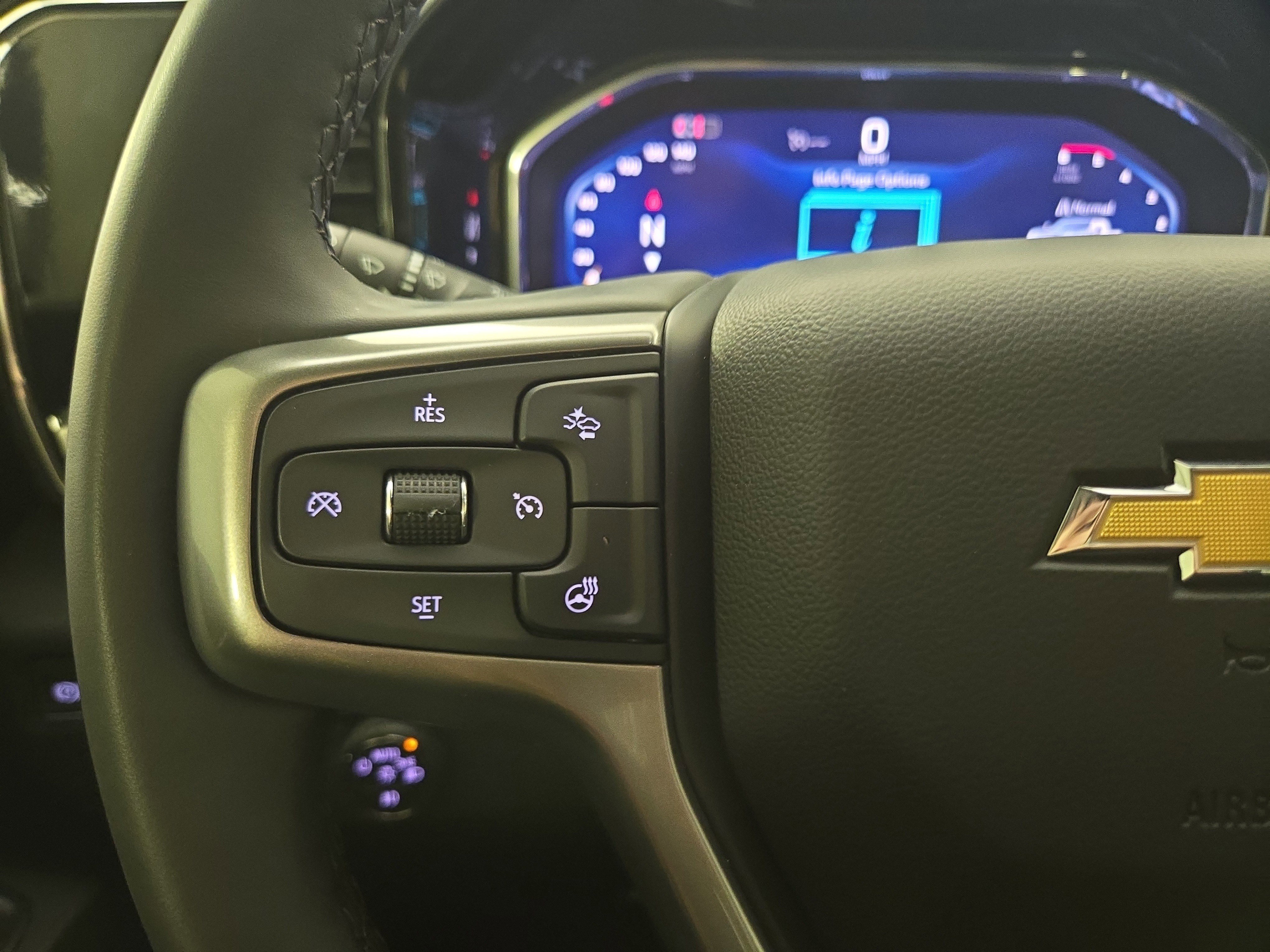 Certified 2025 Chevrolet Silverado 3500 LT image 15