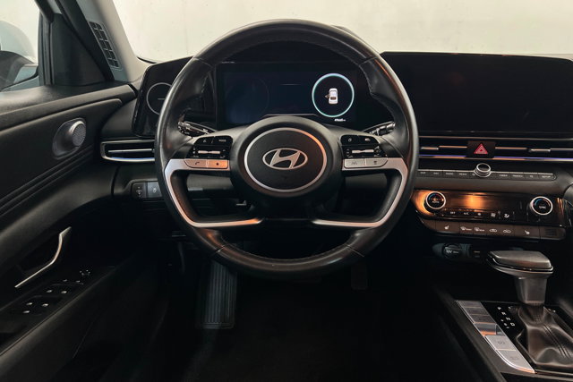 Used 2024 Hyundai Elantra Limited FWD image 12