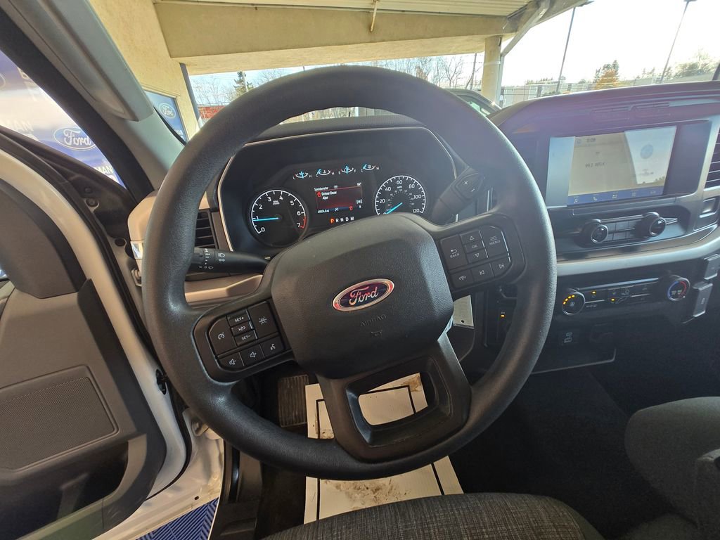 Used 2023 Ford F150 XLT image 15