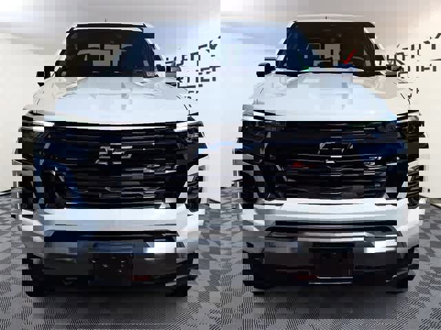 New 2025 Chevrolet Colorado Z71 w/ Technology Package image 2