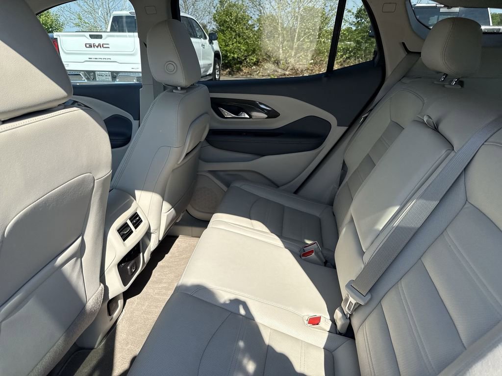 Certified 2024 GMC Terrain Denali w/ Black Diamond Edition image 32