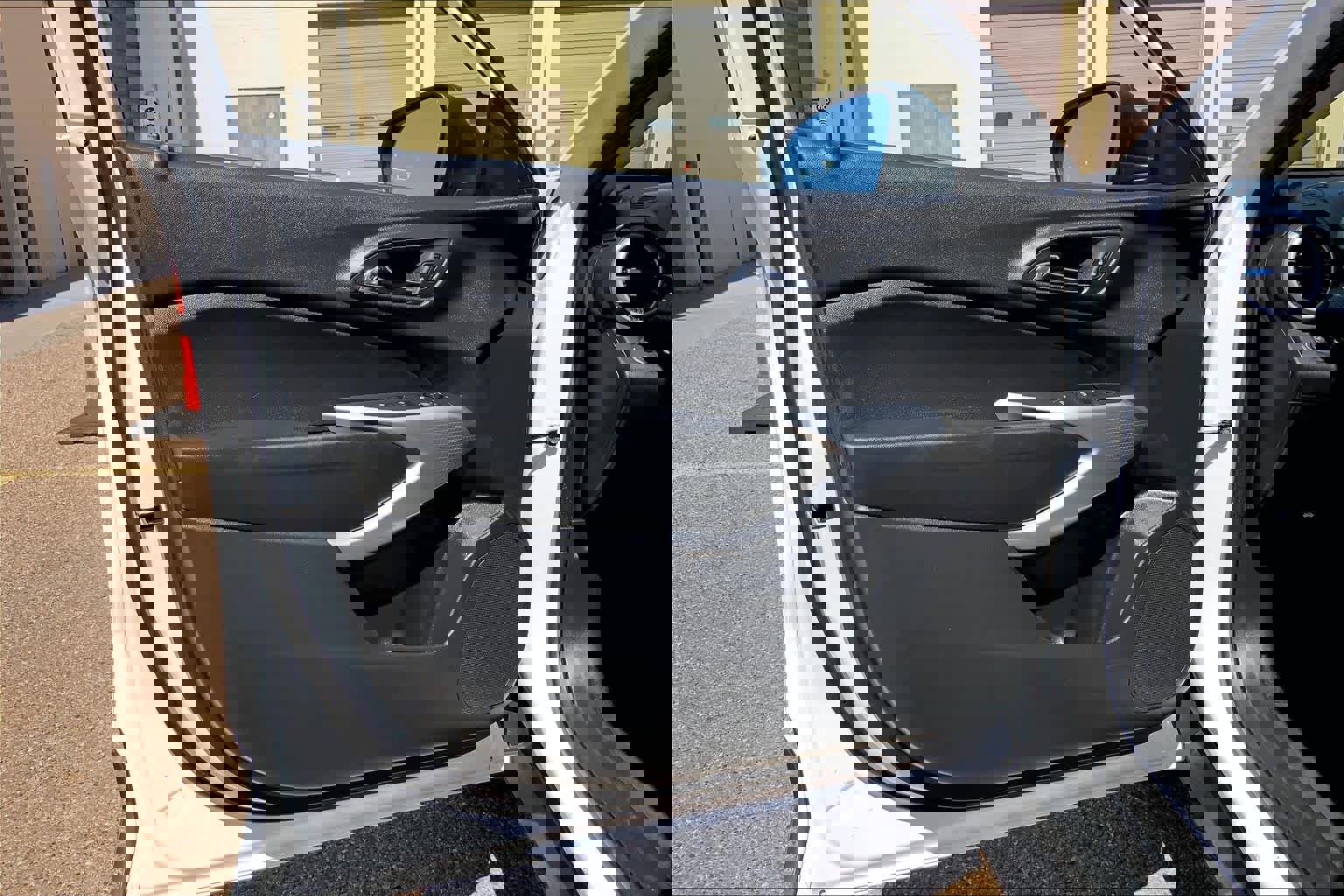 Used 2025 Chevrolet Trax LS image 22