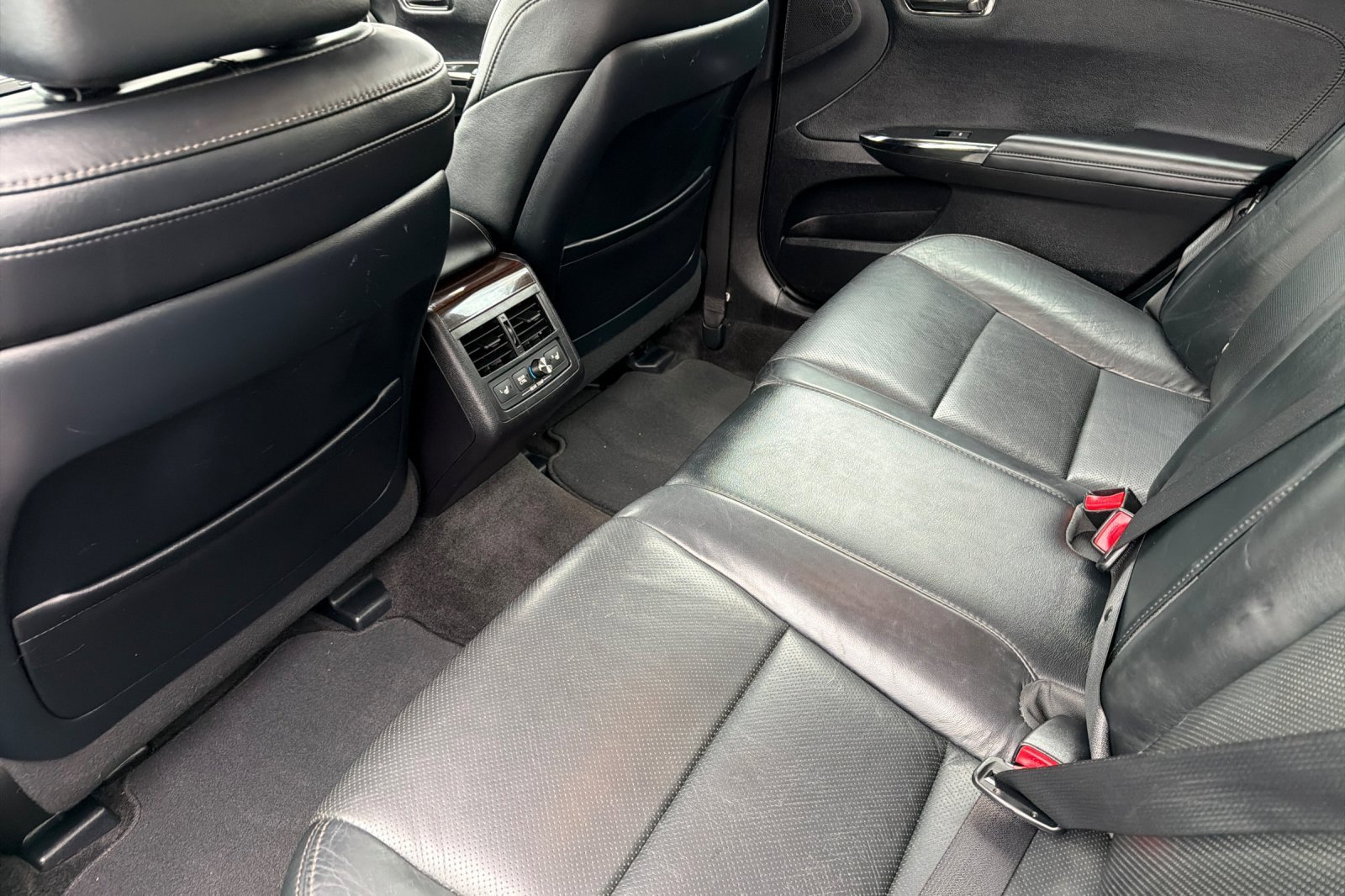 Used 2014 Toyota Avalon Limited image 11