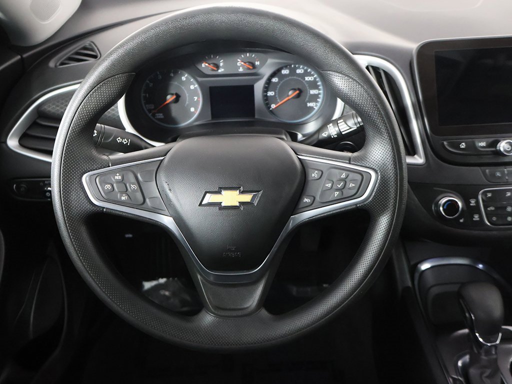 Used 2022 Chevrolet Malibu LT image 33
