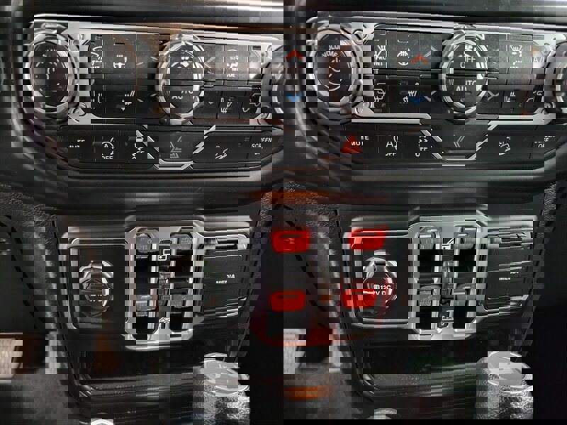 Used 2020 Jeep Wrangler Unlimited Sport image 28