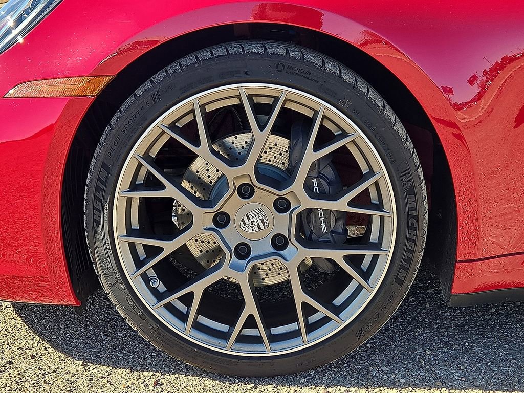 Used 2023 Porsche 911 Carrera 4 w/ Premium Package image 14