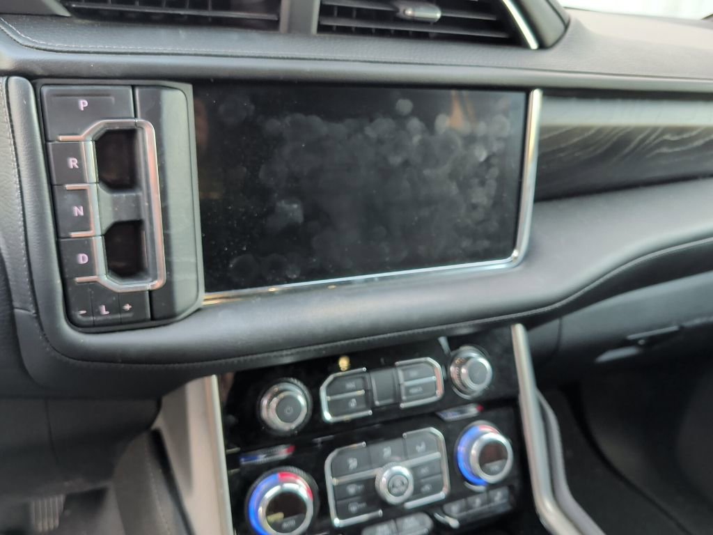 Used 2022 GMC Yukon Denali w/ Max Trailering Package image 8