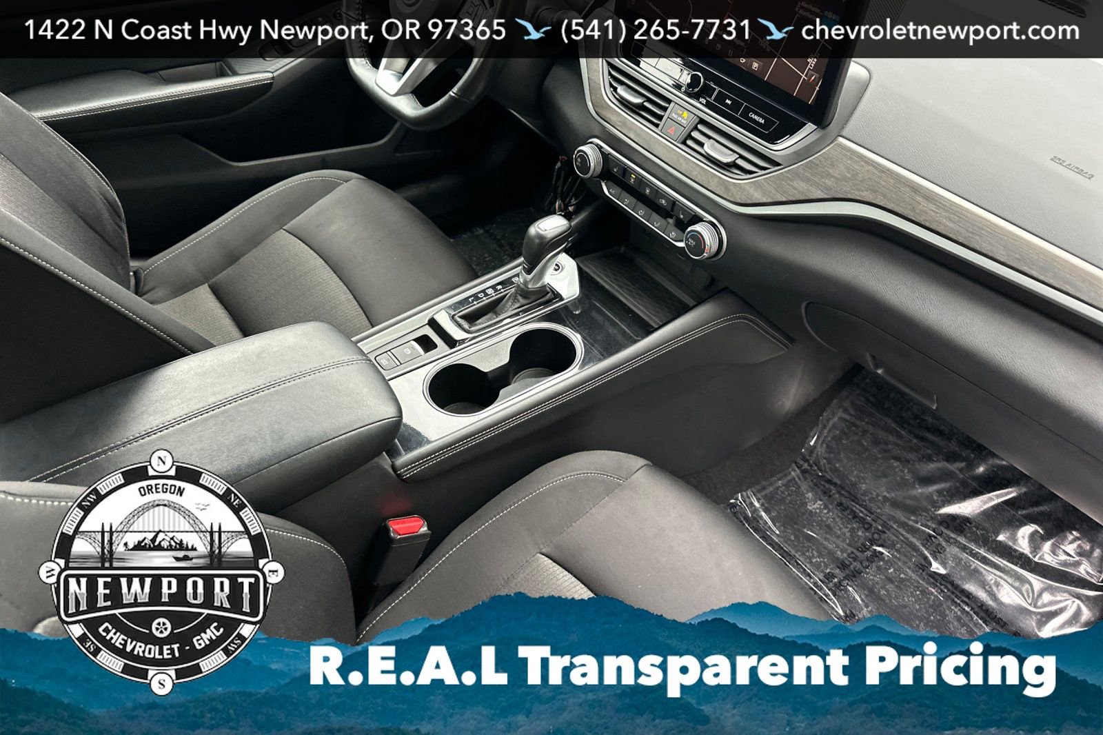 Used 2024 Nissan Altima 2.5 SV w/ SV Premium Package image 15